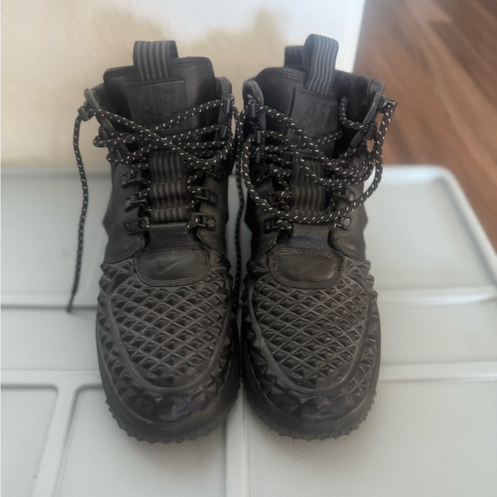 Nike Textured Black High-Tops